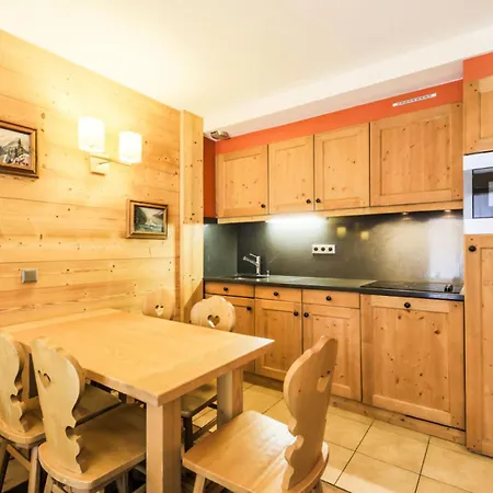 Les Du Forum - Maeva - 2 Pieces 6 Personnes Confort Mae-7730 *